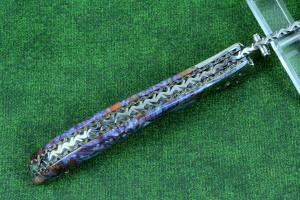 "Starling" fine handmade custom folding knife, liner and blade filework detail. Note differentially anodized blue and gold titanium liners and full fine filework throughout